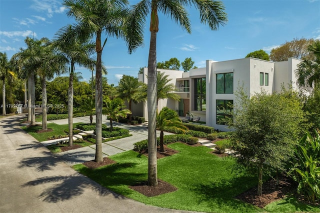 13180 Old Cutler Rd, Pinecrest, FL 33156 - view of community with a yard