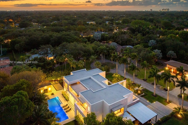 view of aerial view at dusk
