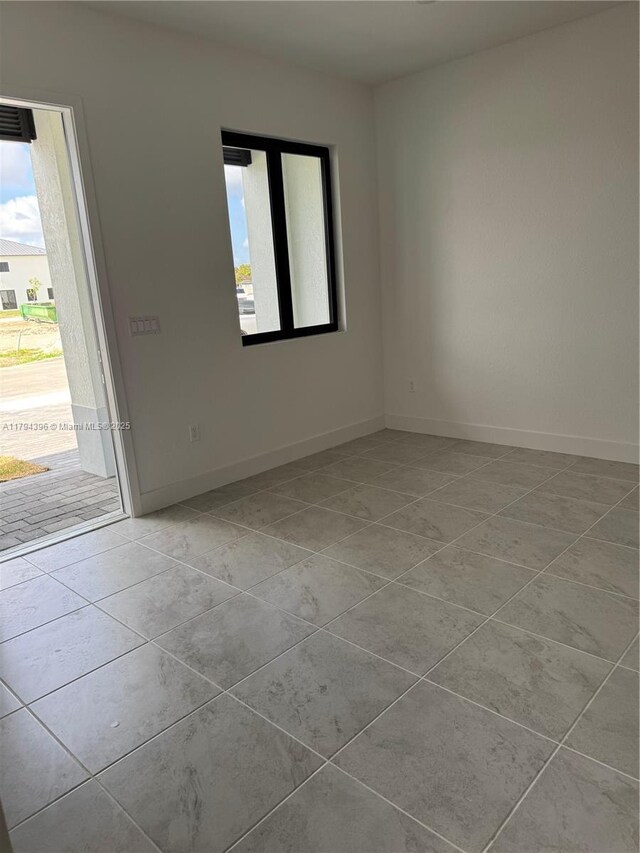 18901 SW 316th Ter, Homestead, FL 33030 - photo 14