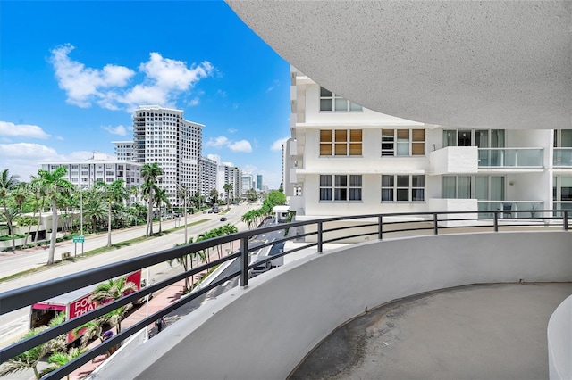 balcony featuring a city view