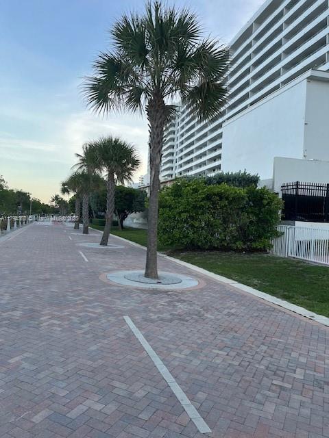 5555 Collins Ave Unit 4B, Miami Beach, FL 33140 - view of car parking