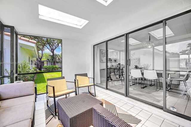 3501 Keyser Ave Unit 43, Hollywood, FL 33021 - sunroom featuring a skylight