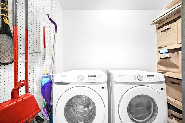 3501 Keyser Ave Unit 43, Hollywood, FL 33021 - laundry area featuring washer and dryer and laundry area