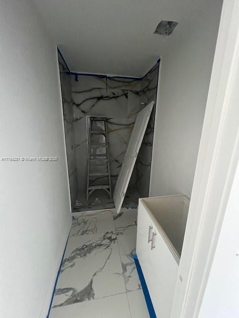 11870 SW 220th St, Miami, FL 33170 - full bath with a marble finish shower and marble finish floor