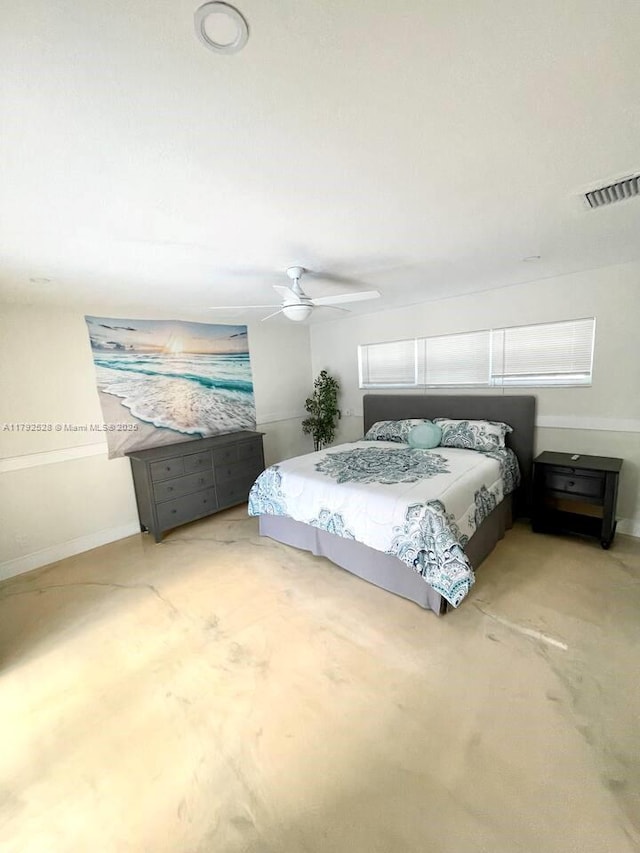 416 N Rainbow Dr, Hollywood, FL 33021 - bedroom featuring a ceiling fan and baseboards
