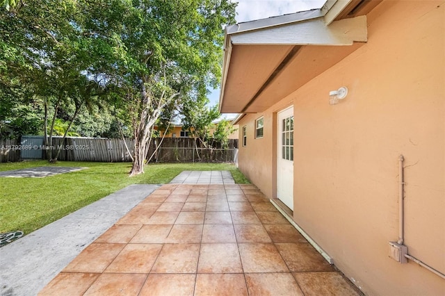 2821 N 74th Ave, Hollywood, FL 33024 - view of patio / terrace