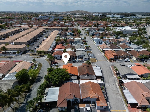 bird's eye view with a residential view