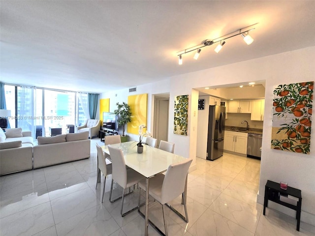 5600 Collins Ave Unit 7V, Miami Beach, FL 33140 - photo 1