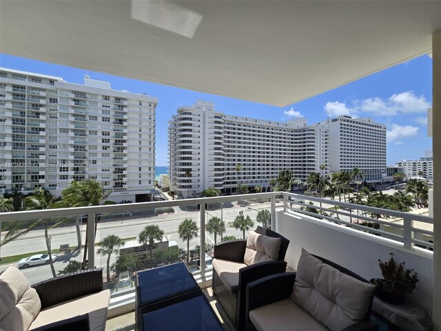 5600 Collins Ave Unit 7V, Miami Beach, FL 33140 - photo 5