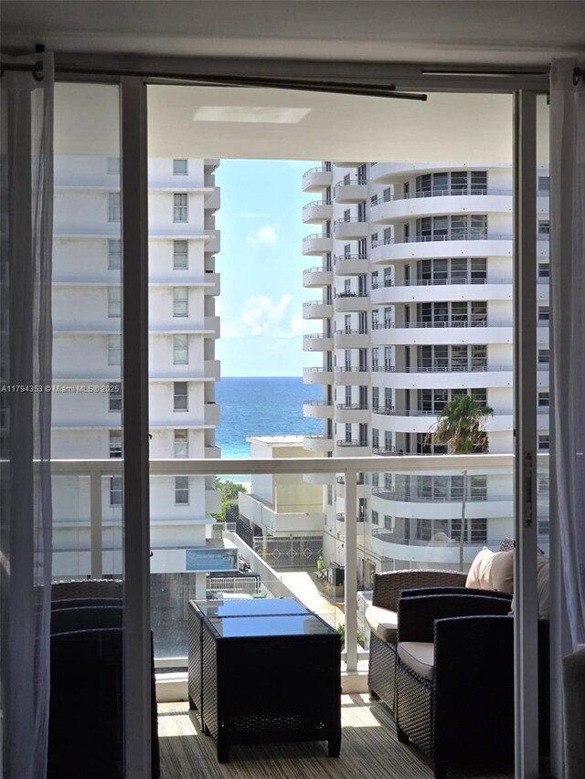 5600 Collins Ave Unit 7V, Miami Beach, FL 33140 - photo 6