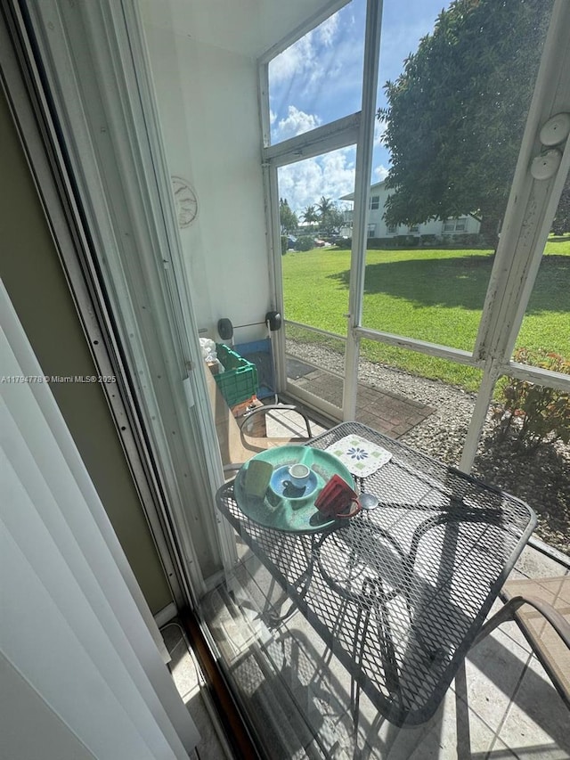 197 Kent L, West Palm Beach, FL 33417 - view of sunroom / solarium