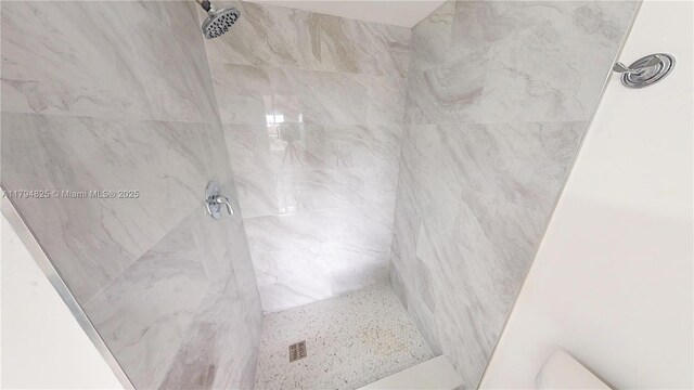 9900 Sunrise Lakes Blvd Unit 309, Sunrise, FL 33322 - bathroom with a tile shower