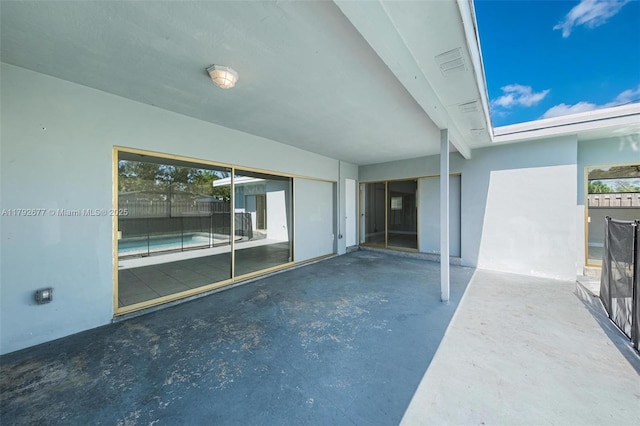 6620 NW 21st Ct, Sunrise, FL 33313 - view of patio / terrace