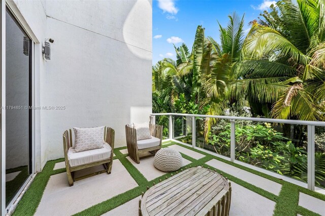 455 NE 39th St Unit 304, Miami, FL 33137 - view of balcony