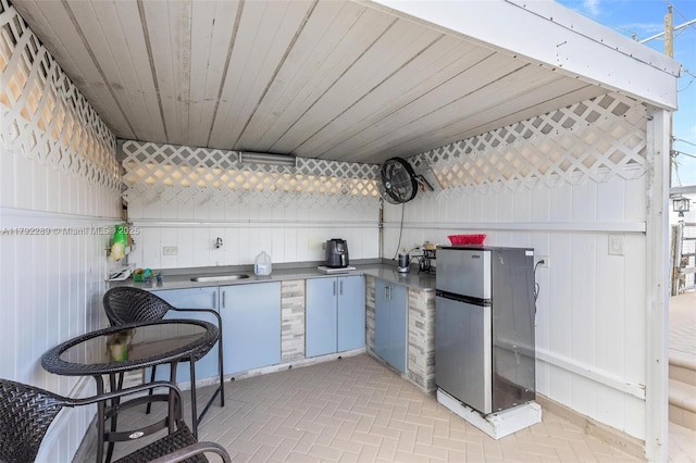9365 SW 44th St, Miami, FL 33165 - view of patio featuring an outdoor kitchen