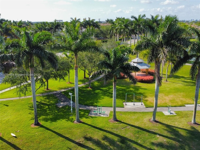 3064 SE 1st Dr Unit 3, Homestead, FL 33033 - view of property's community with a lawn