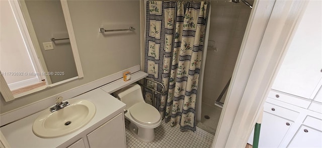 10207 Sunrise Lakes Blvd Unit 307, Sunrise, FL 33322 - bathroom with vanity, a shower with curtain, and tile patterned flooring
