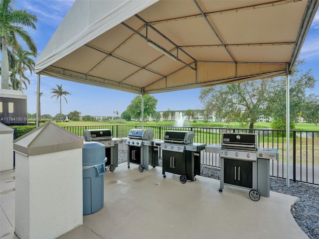 3501 Bimini Ln Unit K2, Coconut Creek, FL 33066 - view of patio featuring fence, grilling area, and area for grilling