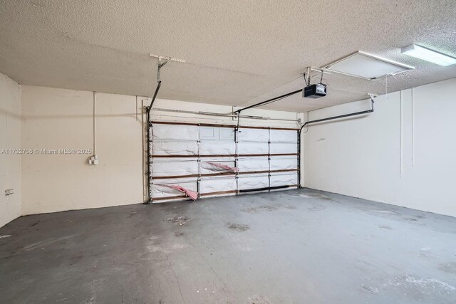 1081 SW 156th Ave, Pembroke Pines, FL 33027 - garage with a garage door opener