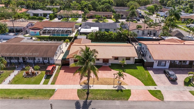 bird's eye view with a residential view