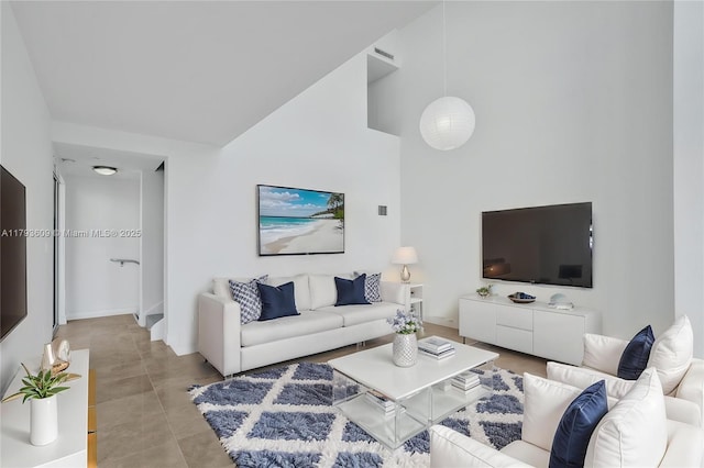 171 N Shore Dr Unit 171-1, Miami Beach, FL 33141 - living area featuring visible vents