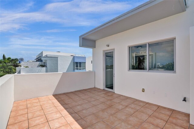 171 N Shore Dr Unit 171-1, Miami Beach, FL 33141 - view of patio / terrace featuring a balcony