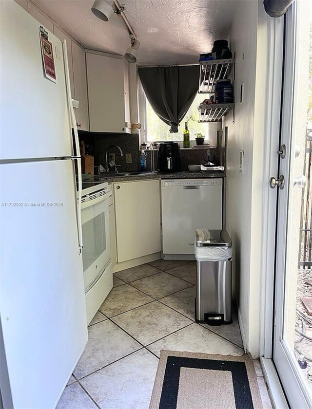 3161 Day Ave, Miami, FL 33133 - photo 27