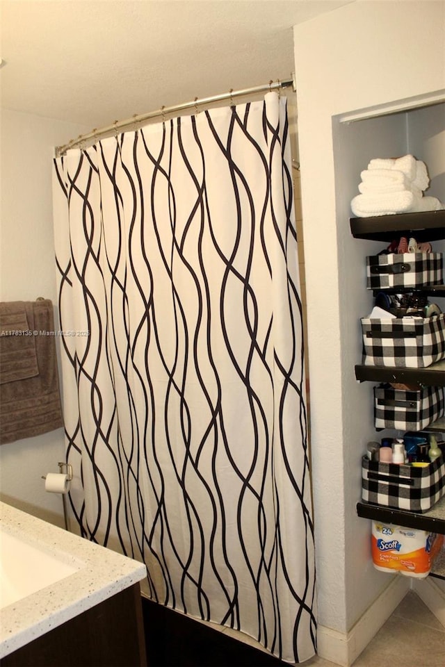 3638 NW 83rd Ln, Sunrise, FL 33351 - bathroom featuring vanity