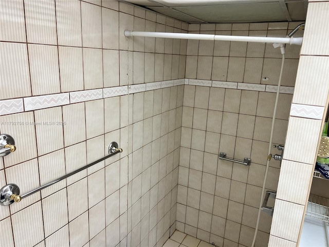 5005 Collins Ave Unit 214, Miami Beach, FL 33140 - bathroom with a shower stall