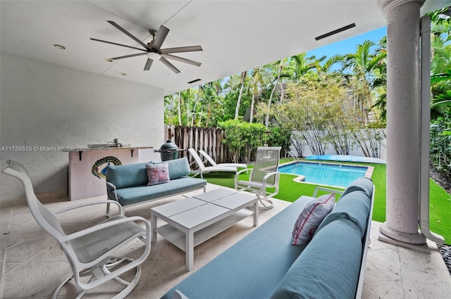 view of patio featuring visible vents, outdoor lounge area, a fenced backyard, a fenced in pool, and a ceiling fan