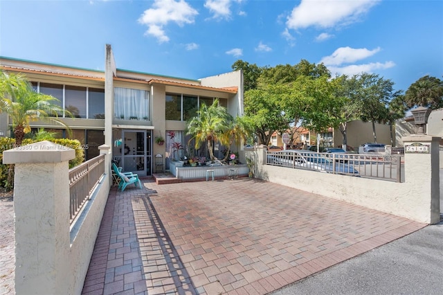 741 E Coco Plum Cir Unit 8, Plantation, FL 33324 - view of property's community