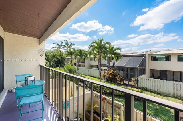 741 E Coco Plum Cir Unit 8, Plantation, FL 33324 - balcony featuring a residential view