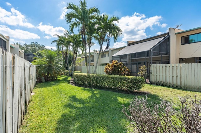 view of yard featuring a fenced backyard
