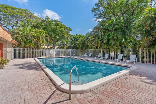 741 E Coco Plum Cir Unit 8, Plantation, FL 33324 - photo 31