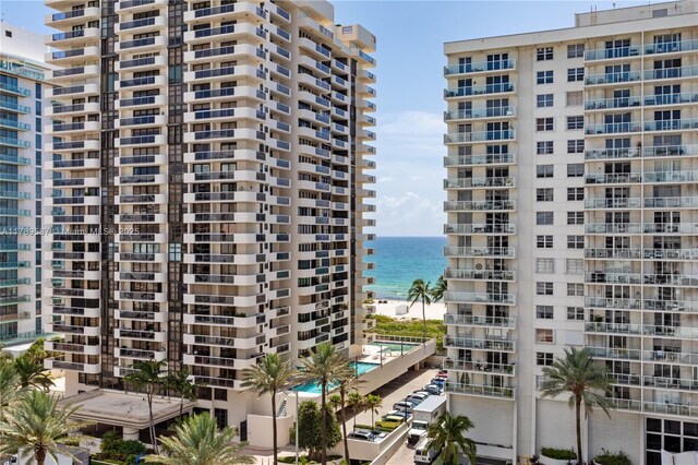 5700 Collins Ave Unit 10D, Miami Beach, FL 33140 - view of closet
