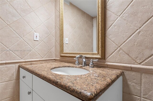 5700 Collins Ave Unit 10D, Miami Beach, FL 33140 - bathroom featuring vanity