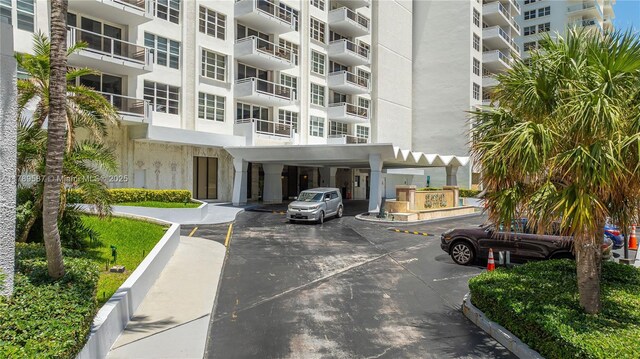 5700 Collins Ave Unit 10D, Miami Beach, FL 33140 - view of apartment building / complex