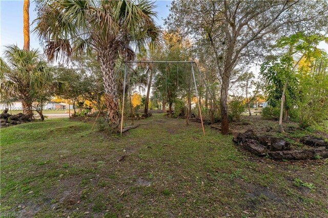 3054 NE Beechwood Cir, La Belle, FL 33935 - view of yard