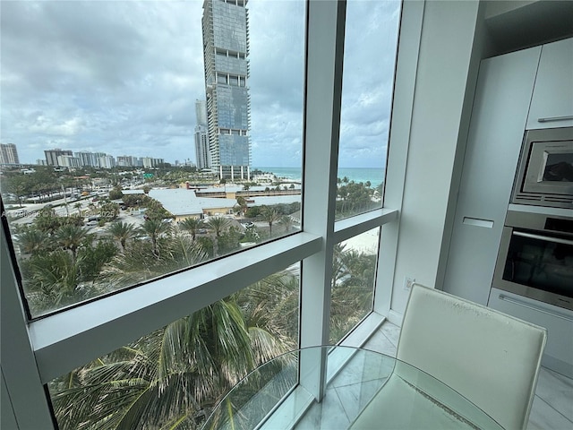 balcony featuring a city view