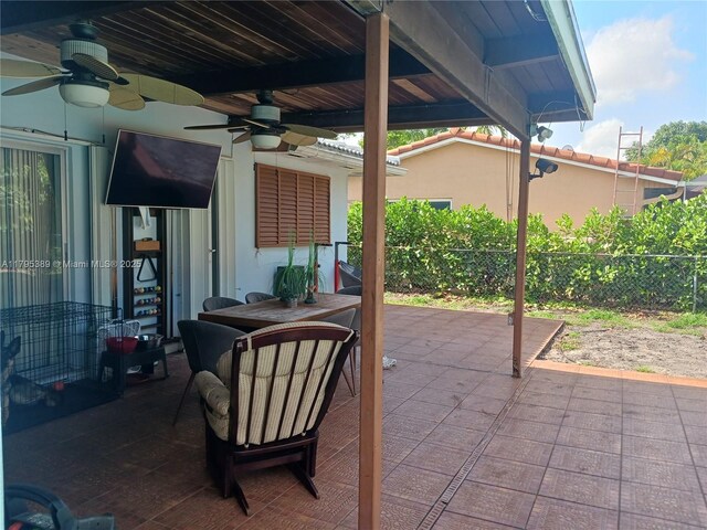 14020 Alamanda Ave, Miami Lakes, FL 33014 - photo 8