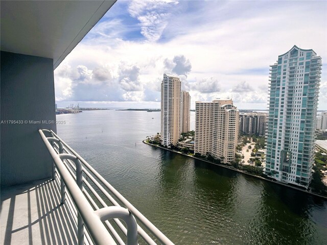 325 S Biscayne Blvd Unit 2917, Miami, FL 33131 - water view