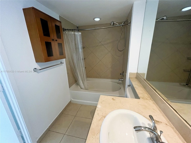 325 S Biscayne Blvd Unit 2917, Miami, FL 33131 - full bathroom with tile patterned flooring, shower / tub combo, vanity, recessed lighting, and baseboards