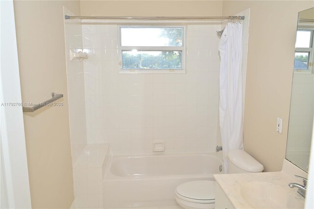 6777 NW 44th Ct, Coral Springs, FL 33067 - bathroom featuring toilet, shower / tub combo with curtain, and vanity