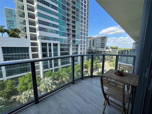 121 NE 34th St Unit L601, Miami, FL 33137 - rec room featuring tile patterned floors and recessed lighting