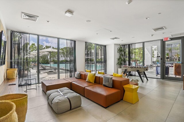 121 NE 34th St Unit L601, Miami, FL 33137 - drone / aerial view