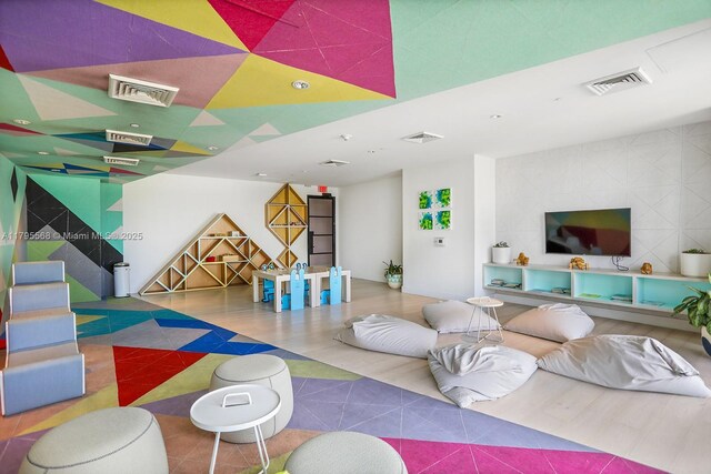 121 NE 34th St Unit L601, Miami, FL 33137 - rec room featuring tile patterned floors and recessed lighting