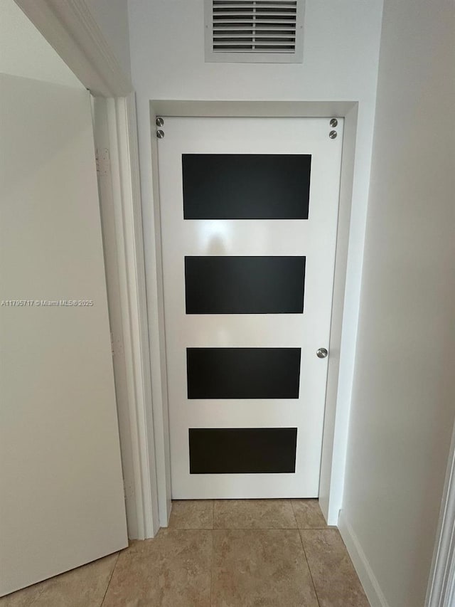 interior details featuring visible vents