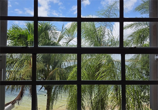 room details featuring a water view