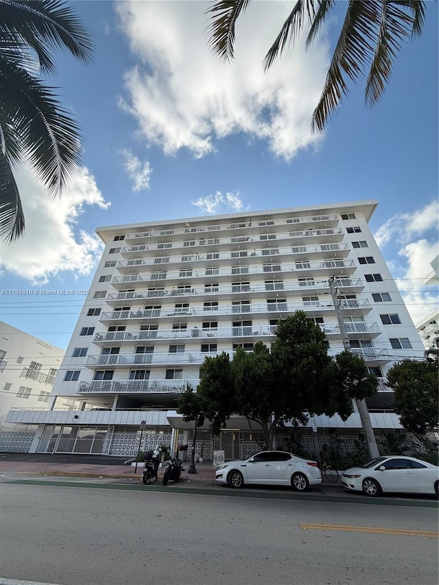401 Ocean Dr Unit 324, Miami Beach, FL 33139 - view of apartment building / complex