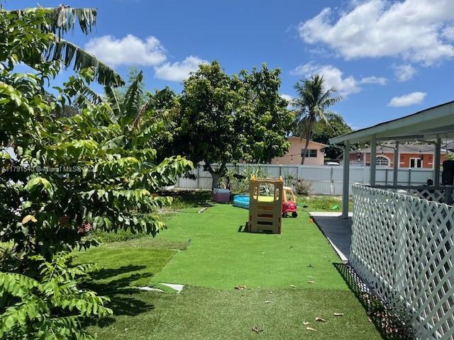 18732 NW 10th Ct, Miami Gardens, FL 33169 - photo 46